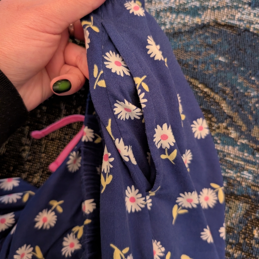 Kate Spade Pajamas Set - Picture 4 of 9